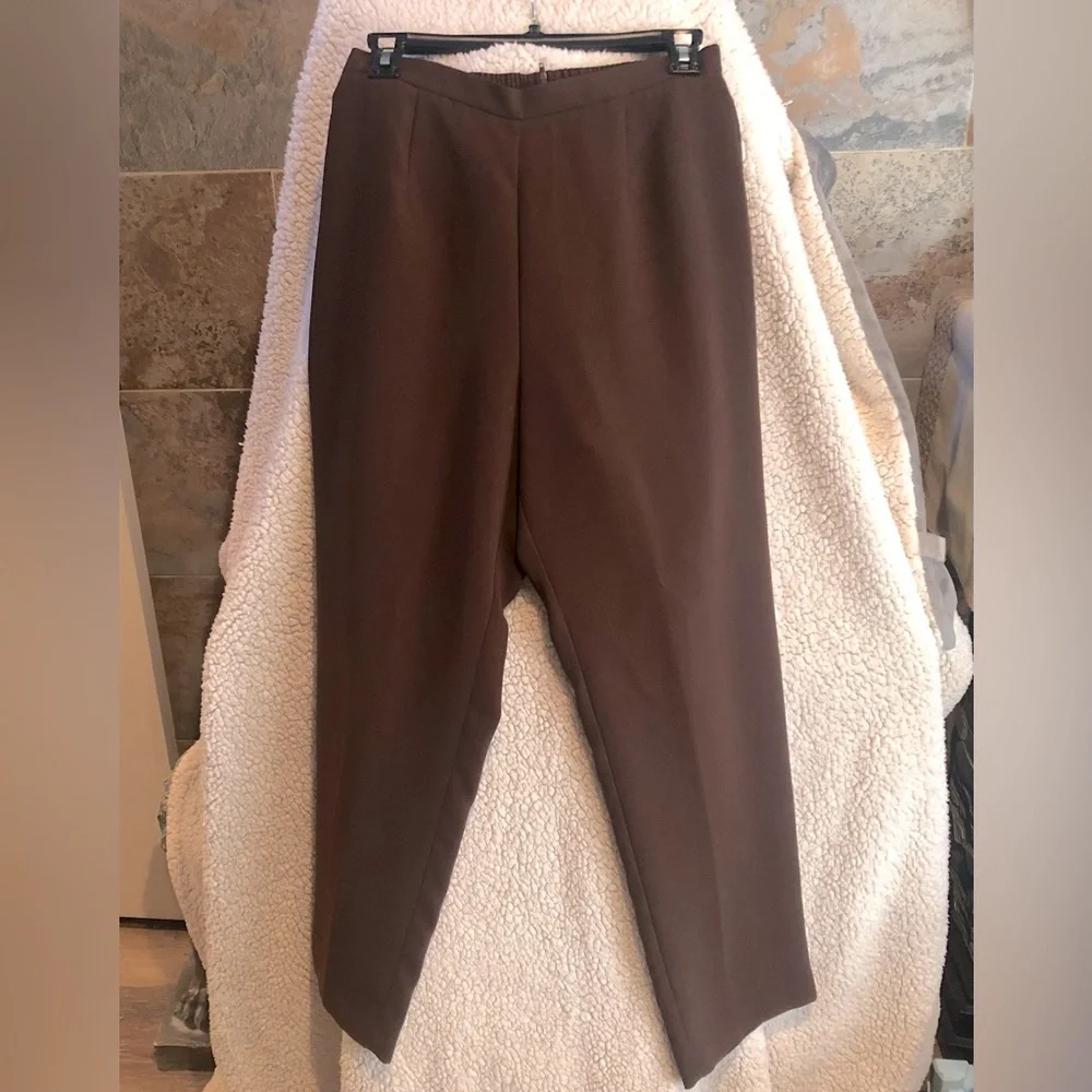 Madison Leigh ladies petite pants - Picture 4 of 8